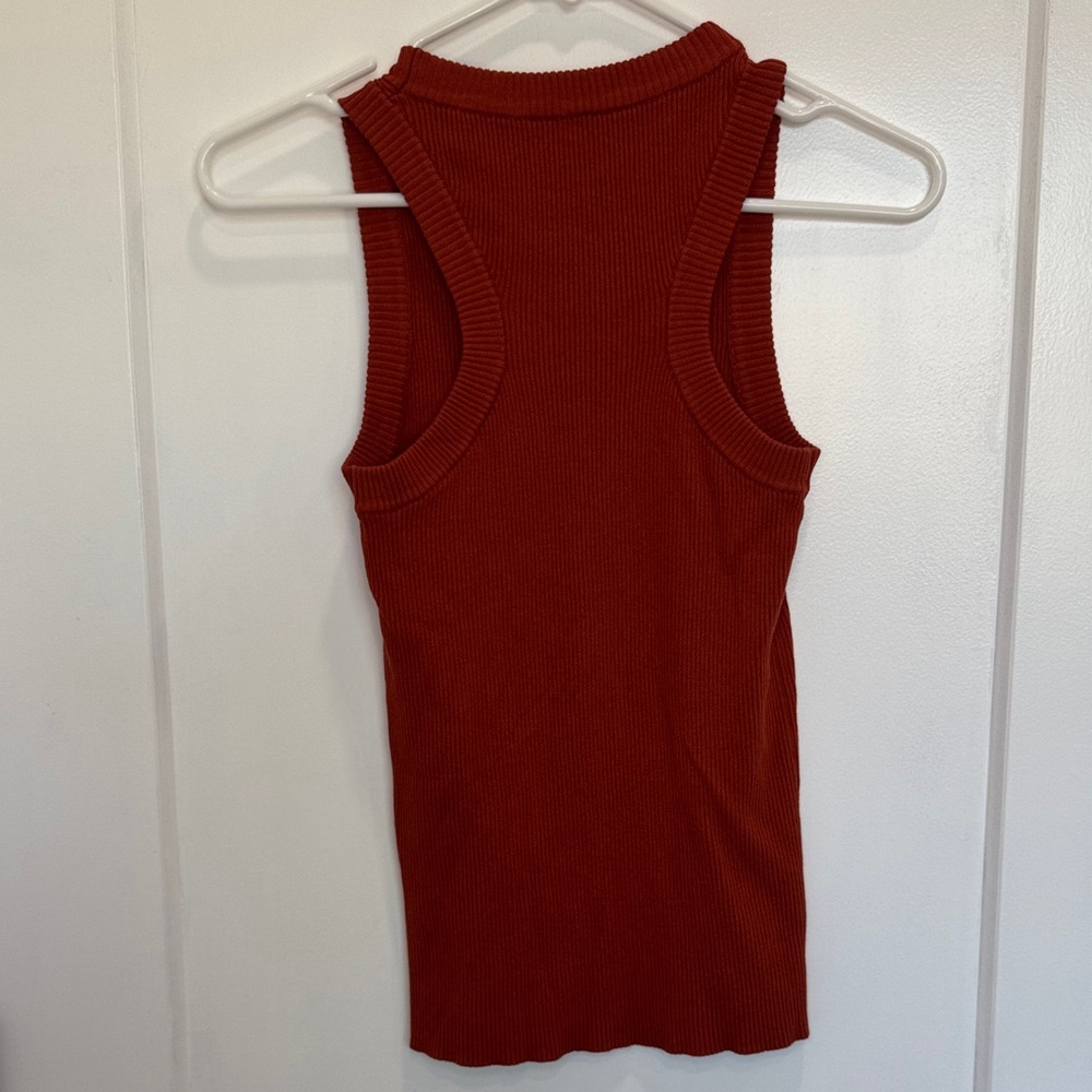 Sleeveless Ribbed Knit Top - Rust - Picture 2 of 3